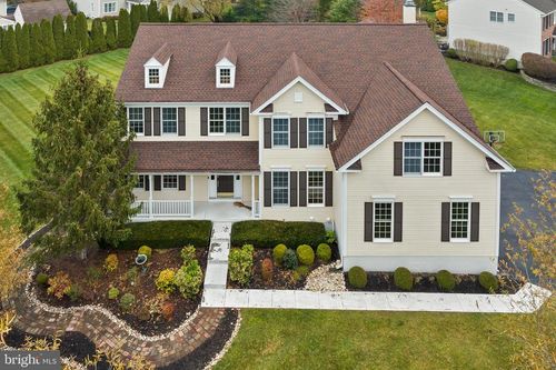 2 Thorn Ln, CHESTERFIELD, NJ, 08515-9721 | Card Image