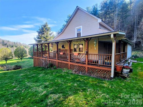 1025 Chandler Cove Rd, Marshall, NC, 28753-4600 | Card Image