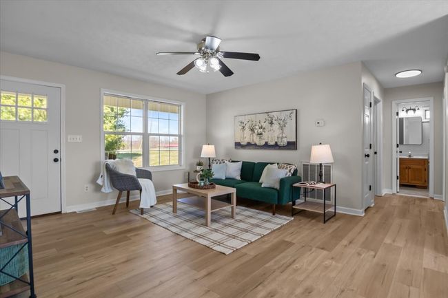 650 Wall Rd, House other with 3 bedrooms, 2 bathrooms and 2 parking in Cunningham TN | Image 6