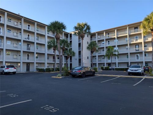 o120-3074 Lake Bayshore Dr, BRADENTON, FL, 34205-5595 | Card Image