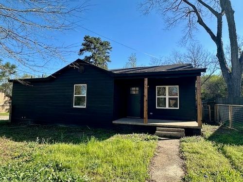 314 E Madison St, Overton, TX, 75684-2015 | Card Image