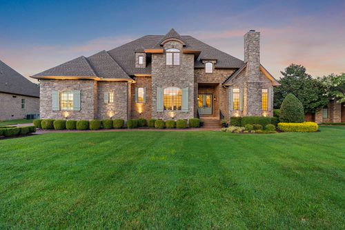 618 Ridgecrest Ln, Lebanon, TN, 37087-1384 | Card Image