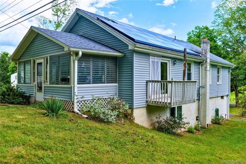 591 High Falls Road Ext, Catskill, NY, 12414-5664 | Card Image