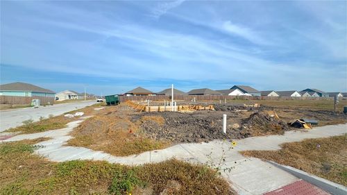 2782 Lady Andrea Dr, Corpus Christi, TX, 78415-1445 | Card Image