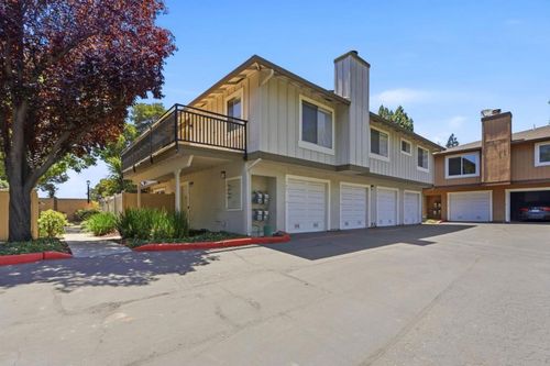 709 Whitewater Ct, San Jose, CA, 95133-2683 | Card Image