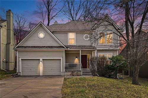 5627 N Ames Ave, Kansas City, MO, 64151-2178 | Card Image