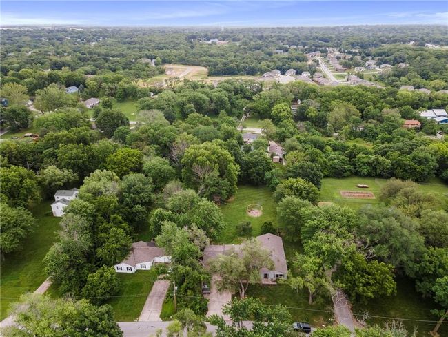 7423 Nw Locust Dr, House other with 3 bedrooms, 2 bathrooms and null parking in Parkville MO | Image 33