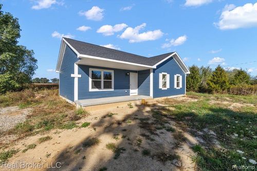 6640 Lemon Rd, Bancroft, MI, 48414-9723 | Card Image