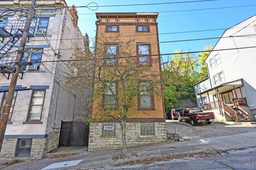 19 W Hollister St, Cincinnati, OH, 45219-2049 | Card Image