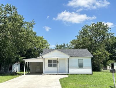 609 W Taylor Avenue, House other with 2 bedrooms, 1 bathrooms and null parking in McAlester OK | Image 1