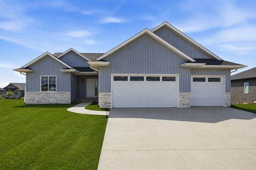 4118 Gemstone Road, Marion, IA, 52302 | Card Image