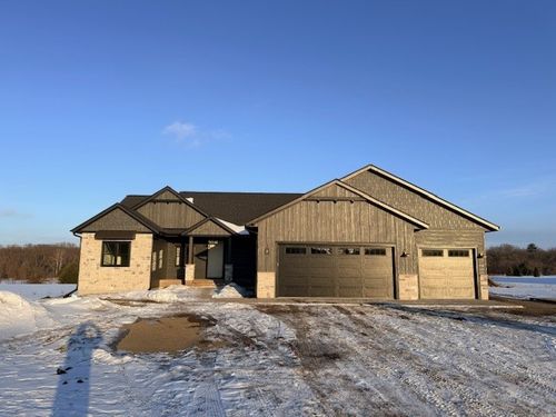 8741 Mertinke Lndg, Eleva, WI, 54738-5411 | Card Image