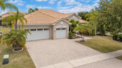 3609 Valleyview Dr, Kissimmee, FL, 34746-2895 | Card Image