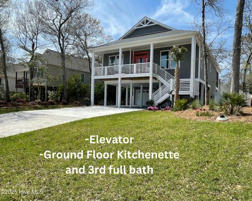 115 Se 12th St, Oak Island, NC, 28465-6508 | Card Image