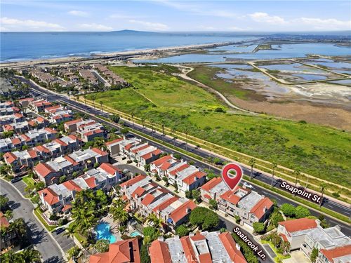 19225 Seabrook Ln, Huntington Beach, CA, 92648-5521 | Card Image