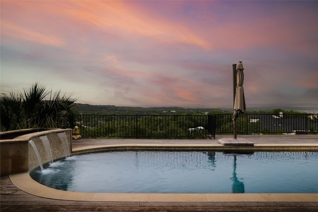 22238 Oban Dr, House other with 4 bedrooms, 4 bathrooms and null parking in Spicewood TX | Image 6