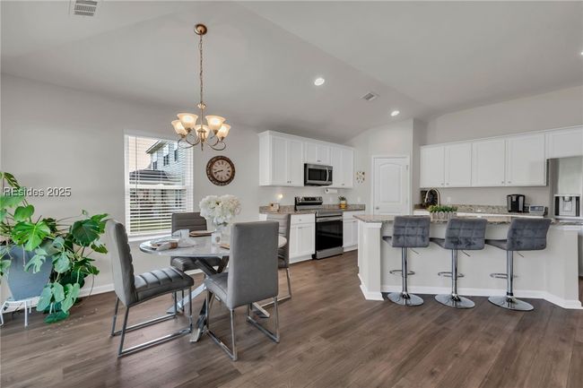 32 Kingswood Path, House other with 4 bedrooms, 2 bathrooms and null parking in Bluffton SC | Image 9
