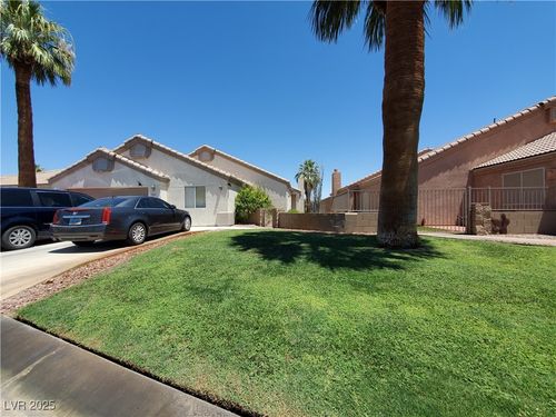 1117 Golf Club Dr, Laughlin, NV, 89029-1529 | Card Image
