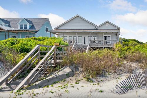 911 E Arctic Ave, Folly Beach, SC, 29439 | Card Image