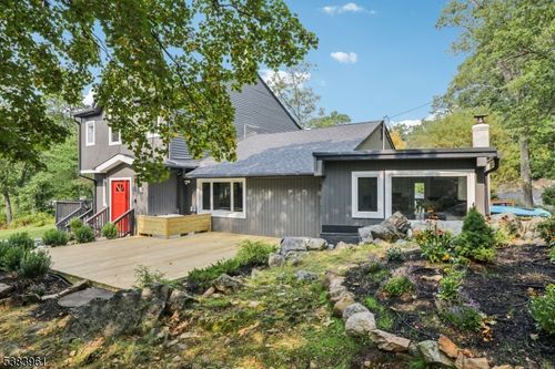 28 Sunrise Rd, Boonton Twp, NJ, 07005-9129 | Card Image