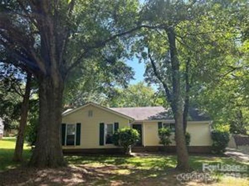 5921 Falstaff Dr, Charlotte, NC, 28227-2508 | Card Image