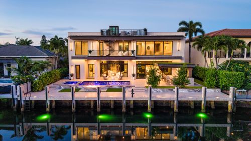 2441 Ne 48th Ct, Lighthouse Point, FL, 33064-7927 | Card Image