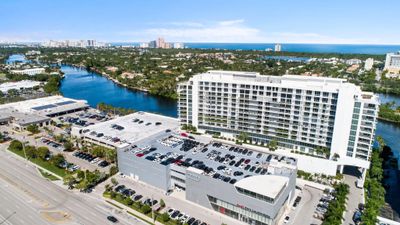 704 - 1180 N Federal Hwy, Condo with 3 bedrooms, 3 bathrooms and null parking in Fort Lauderdale FL | Image 3