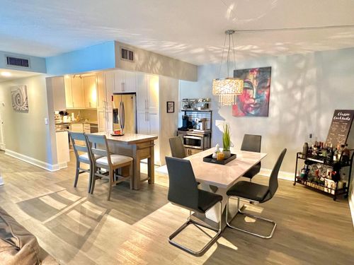 g1-1104 Green Pine Blvd, West Palm Beach, FL, 33409-7039 | Card Image