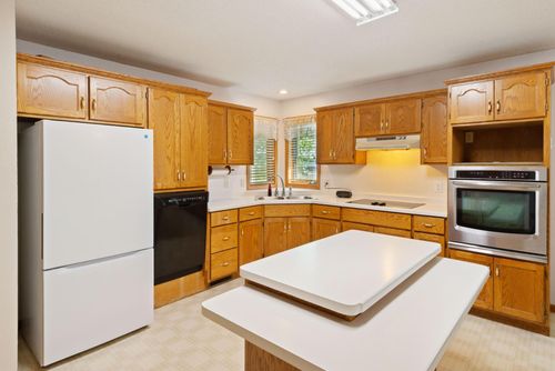 500 5th St N, Sartell, MN, 56377-1603 | Card Image