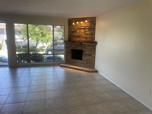 unit-d5-3282 Berger Ave, San Diego, CA, 92123-1925 | Card Image