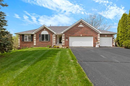 11920 Hunterston Dr, Caledonia, IL, 61011-9782 | Card Image
