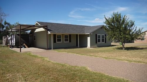 210 E Clayton St, Hebbronville, TX, 78361-3922 | Card Image
