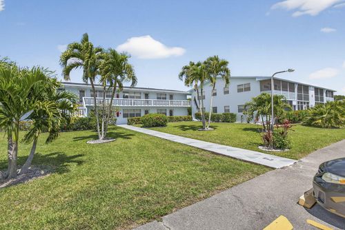 106 Camden E, West Palm Beach, FL, 33417-2017 | Card Image
