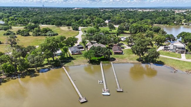 8913 Sunrise Point Ct, House other with 4 bedrooms, 4 bathrooms and null parking in Fort Worth TX | Image 6