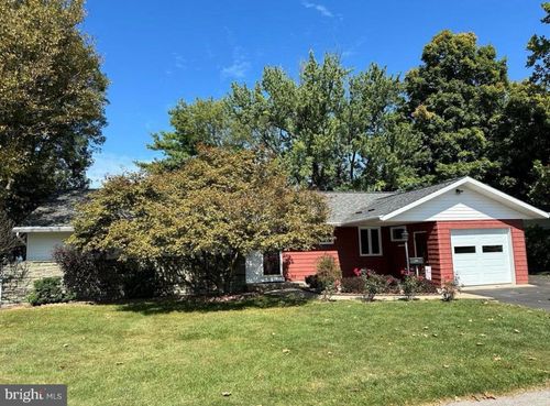 1035 Woodland Dr, BELLEFONTE, PA, 16823-2421 | Card Image