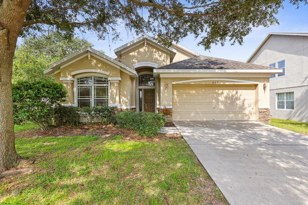Chesney Dr, Valrico, FL 33594