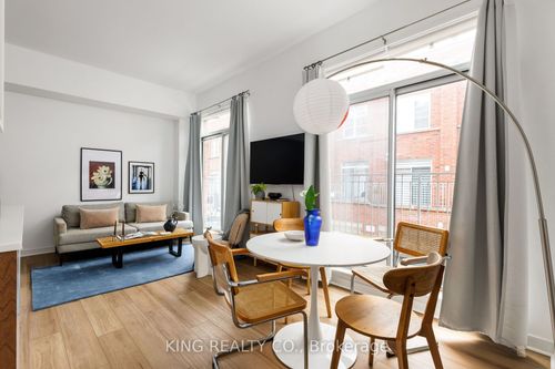 2-27 Dekoven Mews, Toronto, ON, M6P4H5 | Card Image