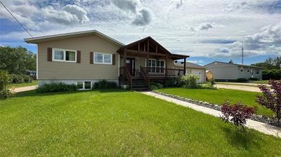 1305 2 Nd St S, House other with 5 bedrooms, 1 bathrooms and null parking in Swan River MB | Image 1