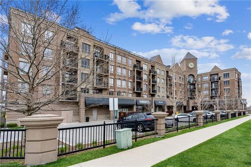 404-5327 Upper Middle Rd, Burlington, ON, L7L0E9 | Card Image