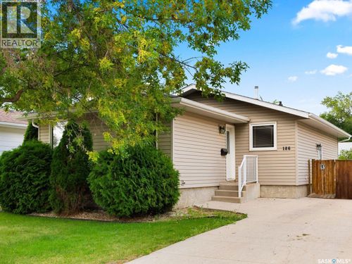 186 Church Dr, Regina, SK, S4X1M1 | Card Image
