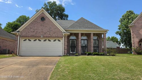 9730 Pigeon Roost Park Circle, Olive Branch, MS, 38654 | Card Image