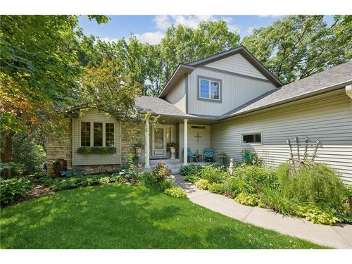 1110 Partridge Ln, Hudson, WI, 54016-2316 | Card Image