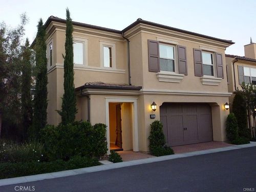 90 Pendant, Irvine, CA, 92620-2145 | Card Image