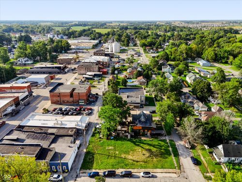 108 W 3rd St, Sheridan, IN, 46069-1048 | Card Image
