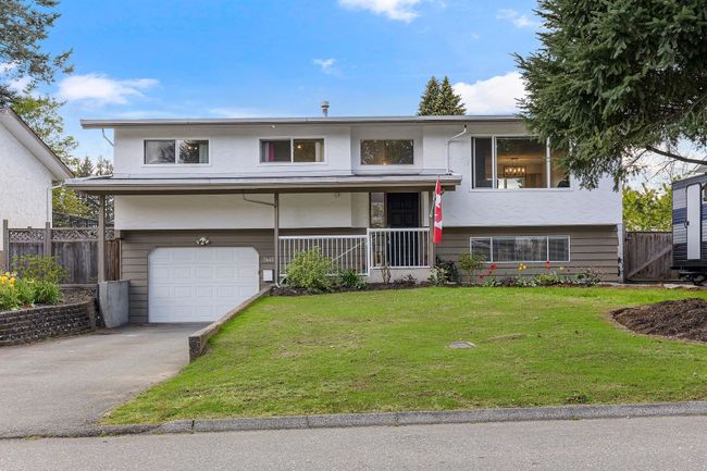 3445 Sussex Street, House other with 4 bedrooms, 1 bathrooms and 6 parking in Abbotsford BC | Image 2