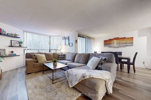 403-688 Preston Pky, Cambridge, ON, N3H5K6 | Card Image