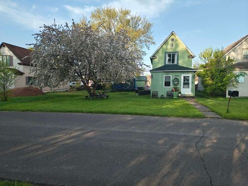 4106 E 1st St, Superior, WI, 54880-4203 | Card Image