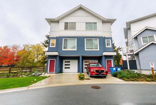 23-19330 Fairway Dr, Surrey, BC, V3S0B7 | Card Image