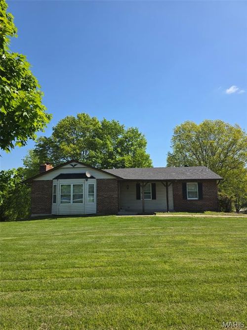 663 Homestead Ln, Villa Ridge, MO, 63089-1480 | Card Image