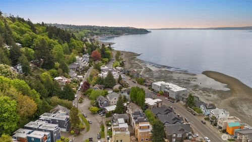 apt-a-4135 Chilberg Ave Sw, Seattle, WA, 98116-5513 | Card Image